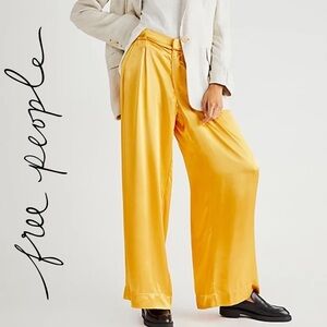 Free People Good Days Satin Wide Leg Trousers in Golden Glow Size Small EUC